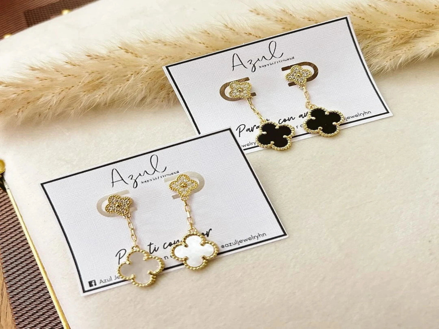 ARETES COLGANTES DE TRÉBOL