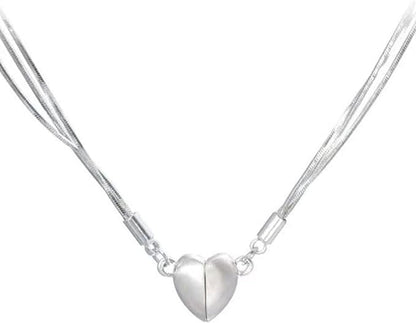 COLLAR DE CORAZÓN MAGNÉTICO