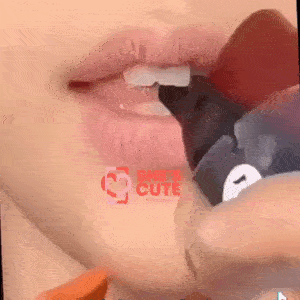 Labial X2 UND EN FORMA DE LABIOS